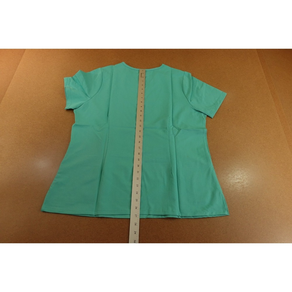 Mandala Womens Size XL Surgical Green Short Sleeve V Neck 6 Pocket Scrub Top NWT - Picture 9 of 11
